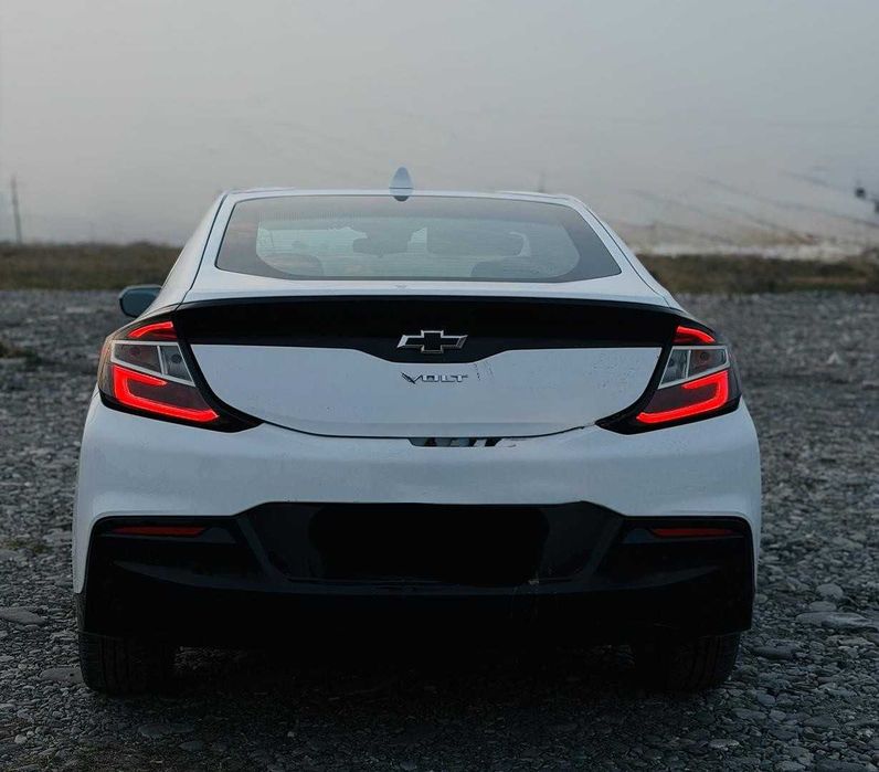 Chevrolet Volt 2019 1.5 PHEV AT (101 к.с)  LT Шевроле Волт плагин гібр
