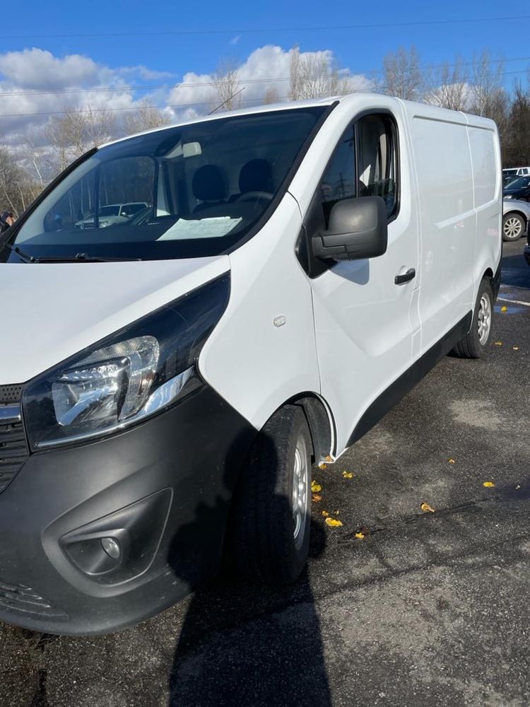 Продам Opel Vivaro