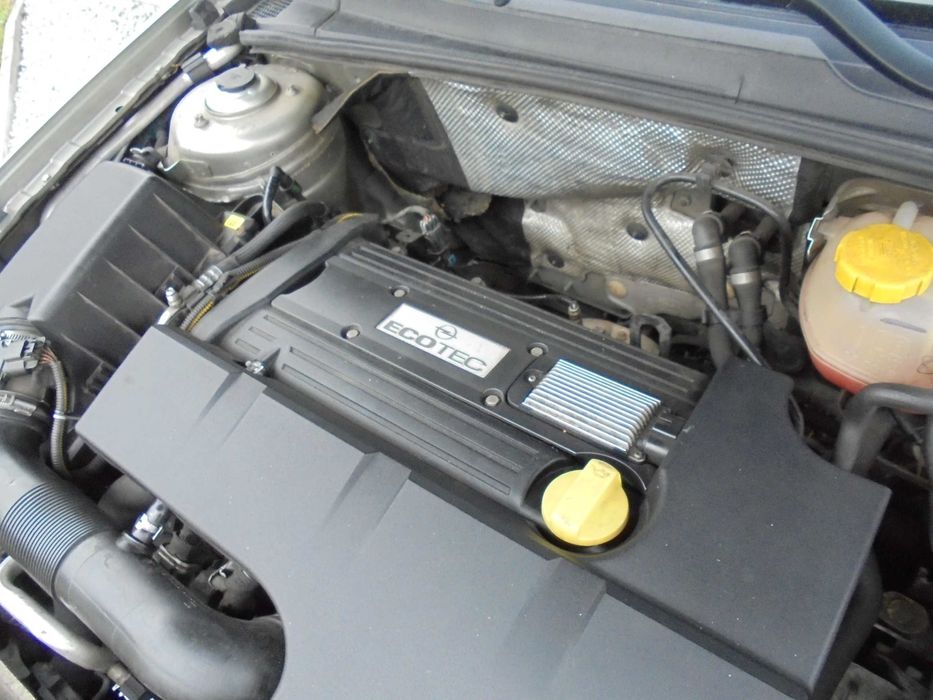 opel vectra c 2.2 benzyna gts orginal ladny stan uszkodzony rozrzad
