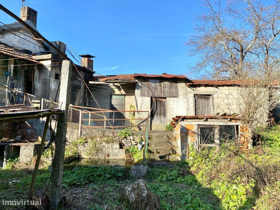 Moradia em pedra em Armil, Fafe