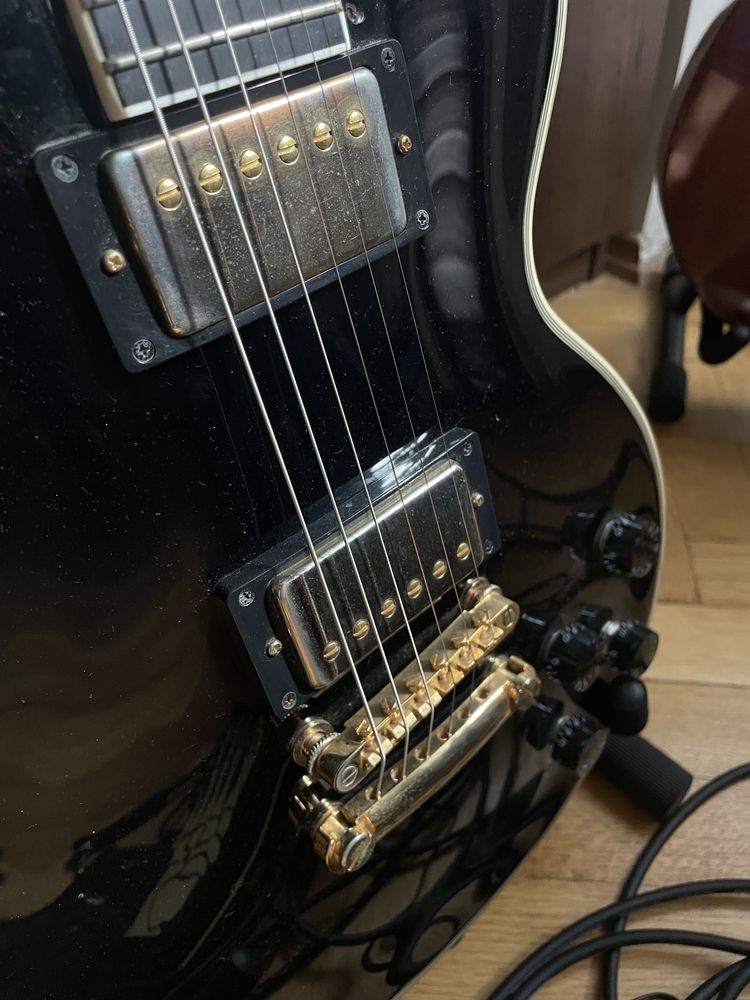 Epiphone Les Paul Custom Black + walizka