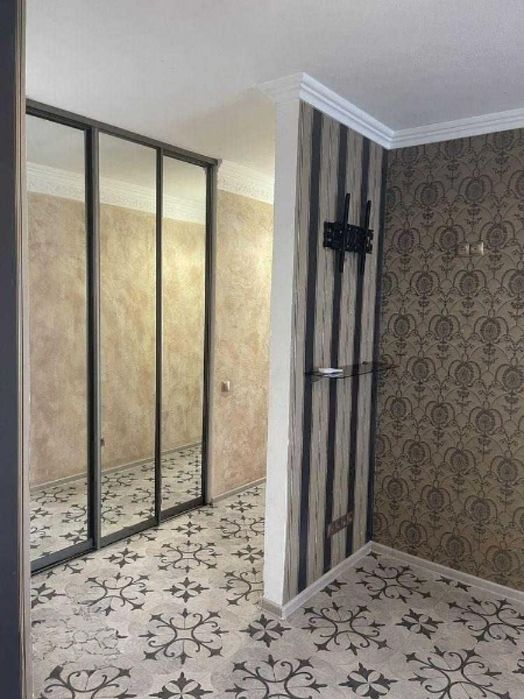 Простора та світла 3-кімнатна квартира 75 м² Урлівська 23-В