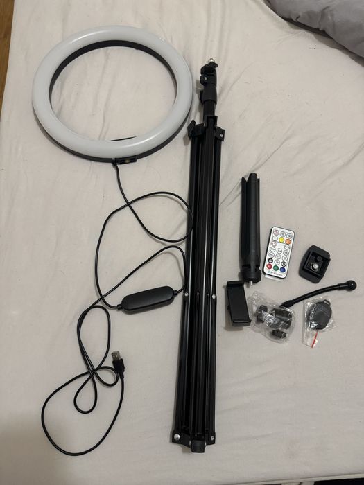 Nowa lampa led do nagrywania video ze statywem na telefon  kolorowa