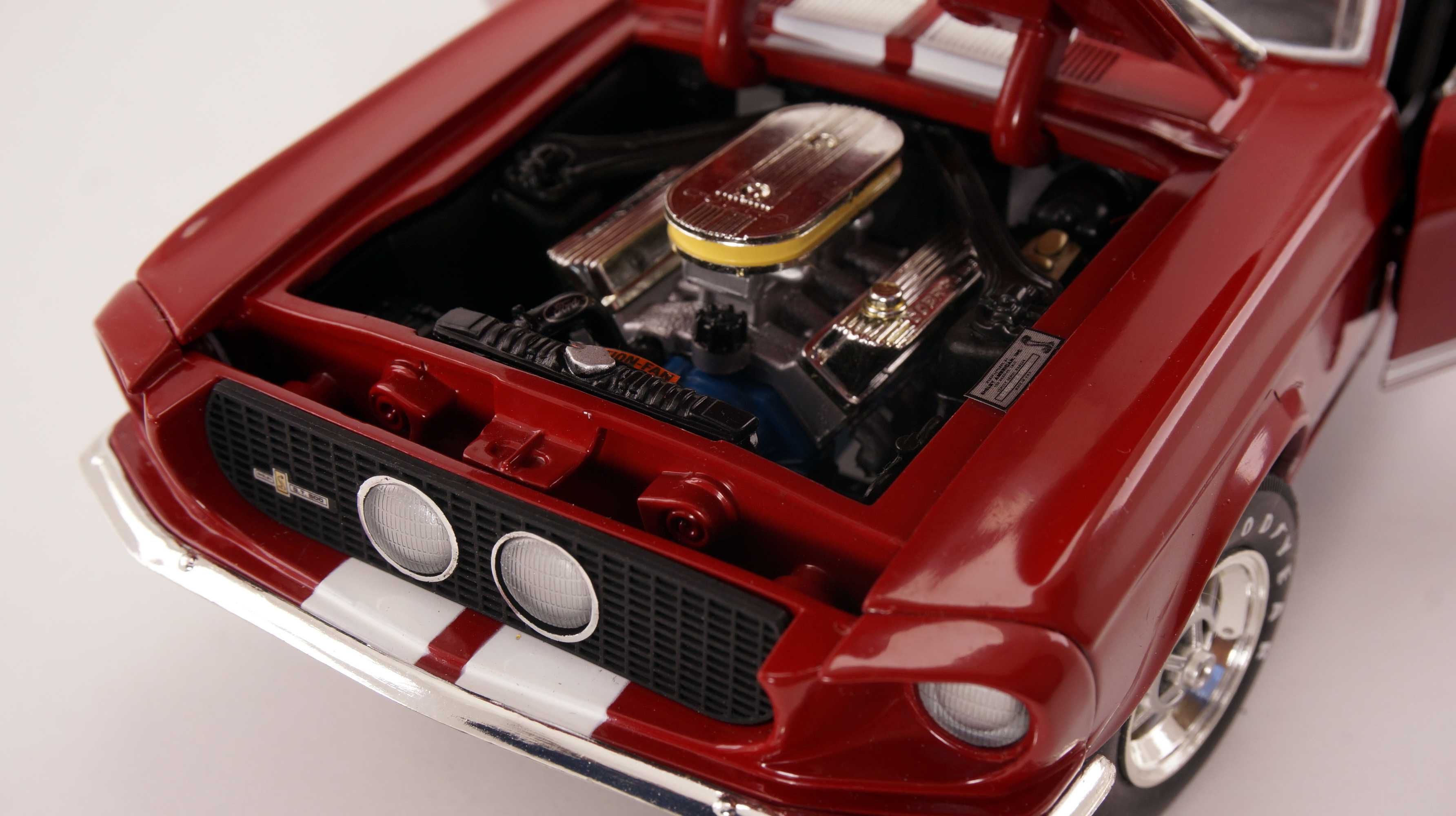 Модель ERTL 1:18 Ford Mustang Shelby GT500 (1967) Red