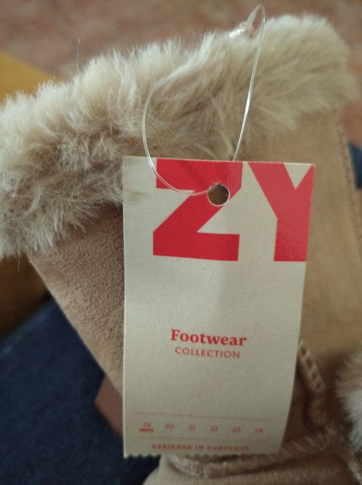 Botas novas da Zippy tamanho 19