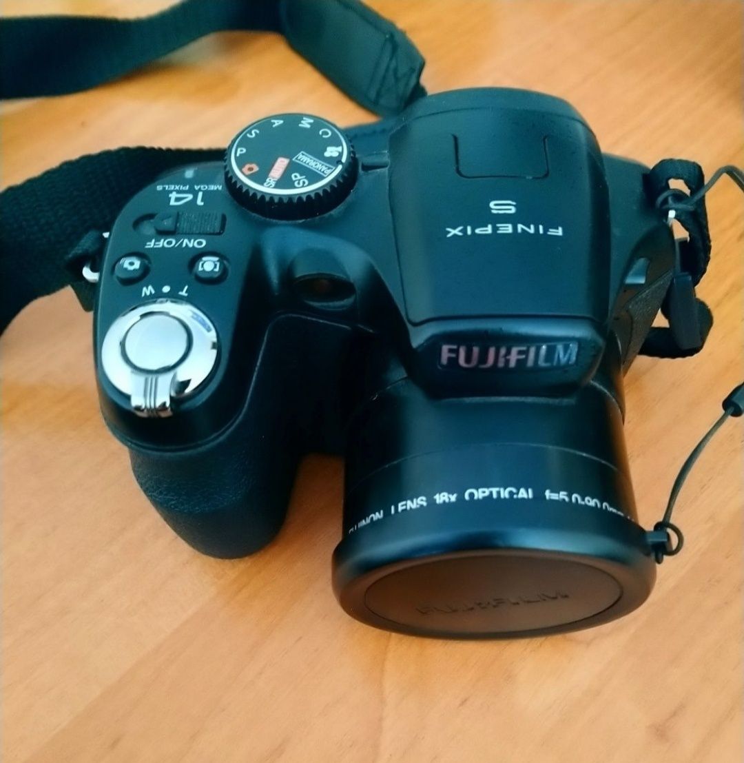 Фотоапарат Fujifilm FinePix S2950