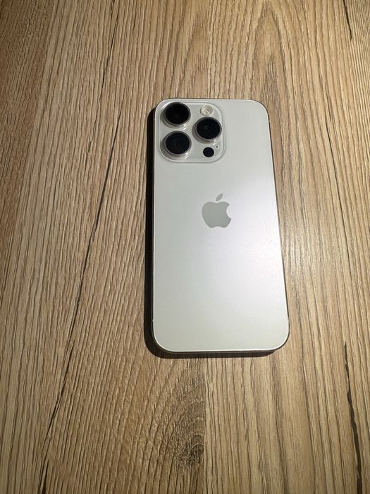 iphone 15 pro bialy 128 gb white super stan w etui