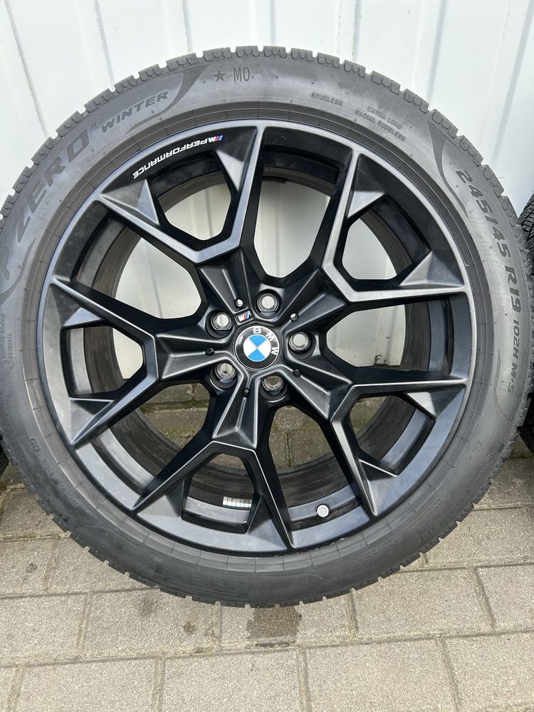Felgi BMW Performance opony zimowe 245/45/19