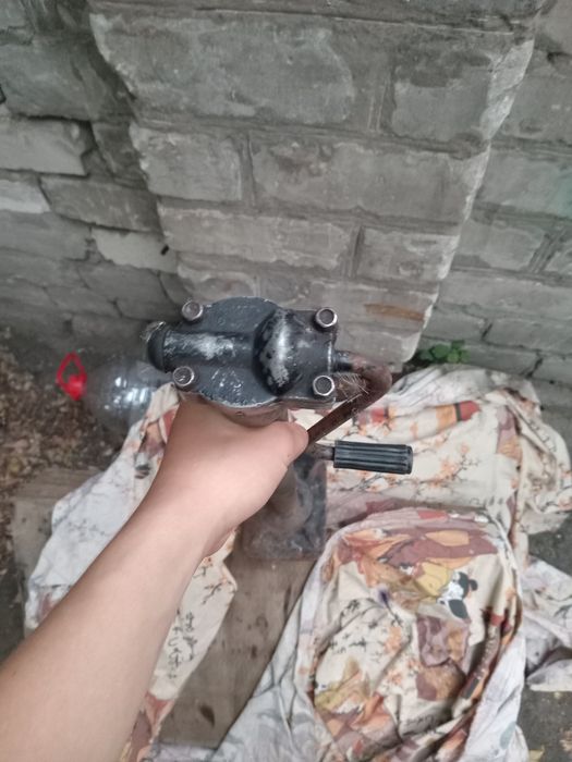 Продам домкрат газ 21/24 волга, рабочий