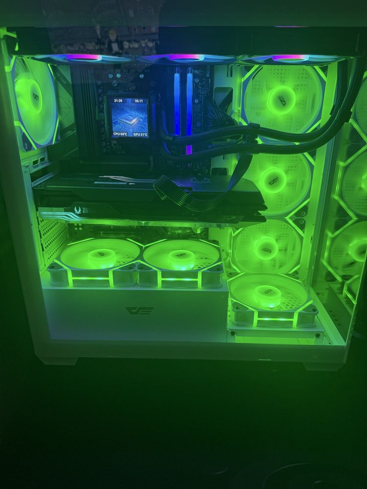 Pilnie sprzedam Ryzen 7 7700x 8x4.5 /RTX 3080/ ddr5 32gb/Lcd chlodz.