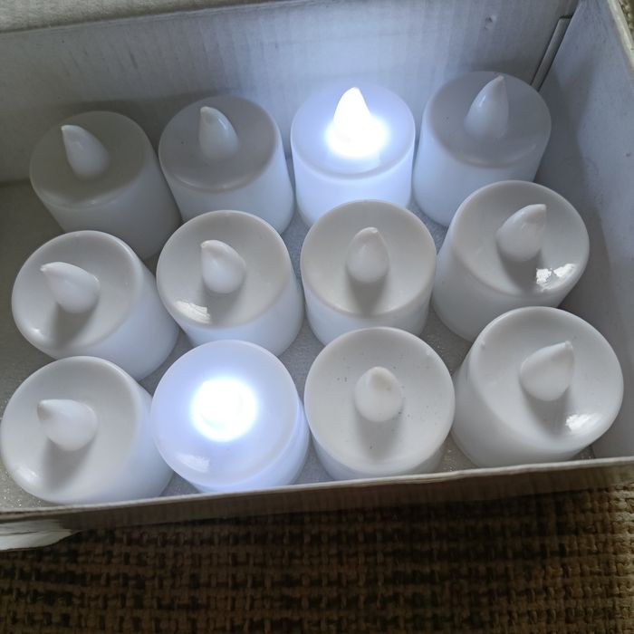 Komplety- Wieczna świeczka, bateryjki gratis !