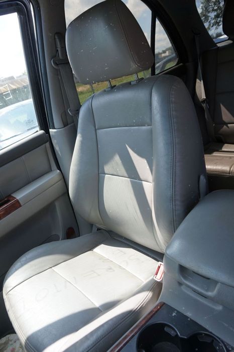 FOTEL PRZEDNI PRAWY SORENTO I  KIA 2002-2007