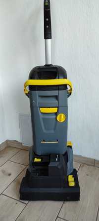 Підлогомийна машина Karcher BR 30/4 C Bp