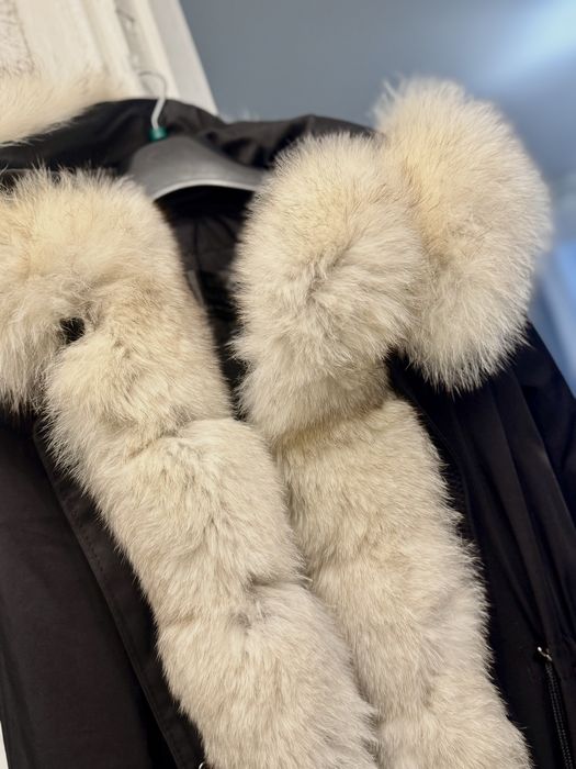 Зимова куртка з  натуральним хутром