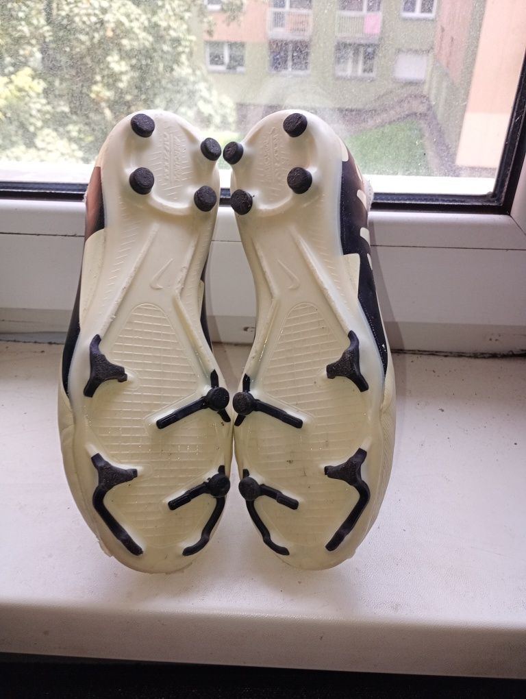 Korki Nike air zoom 36,5 żółte