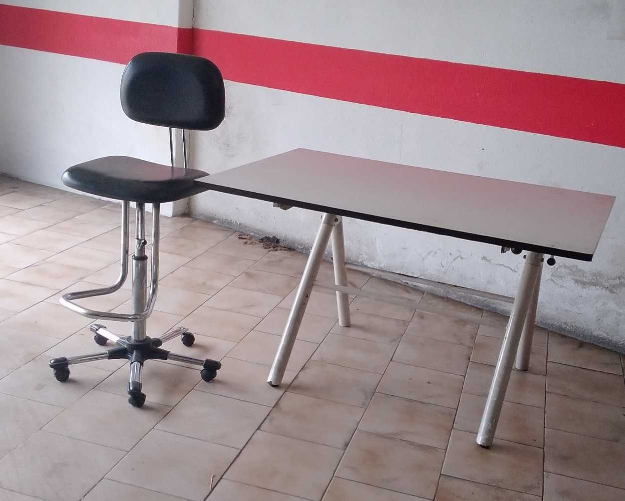 Estirador com cadeira