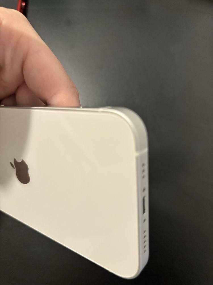 IPhone 12 branco como novo