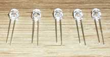 10 szt białych diod LED 4.8 mm 2.2 cd / 5 lm; 20 mA; 100° OSPW56A1A-MN