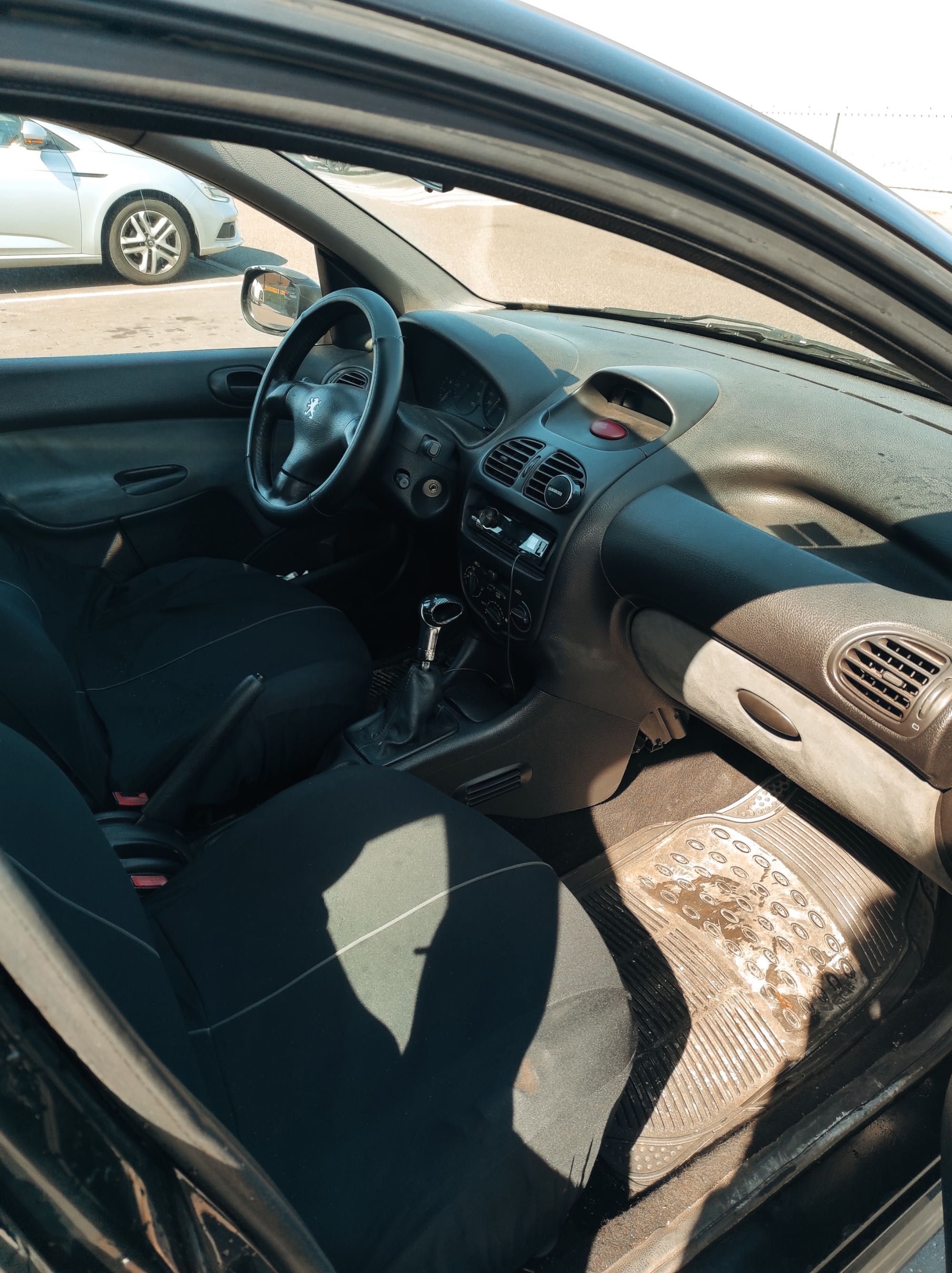 Peugeot 206 1.4 gasolina