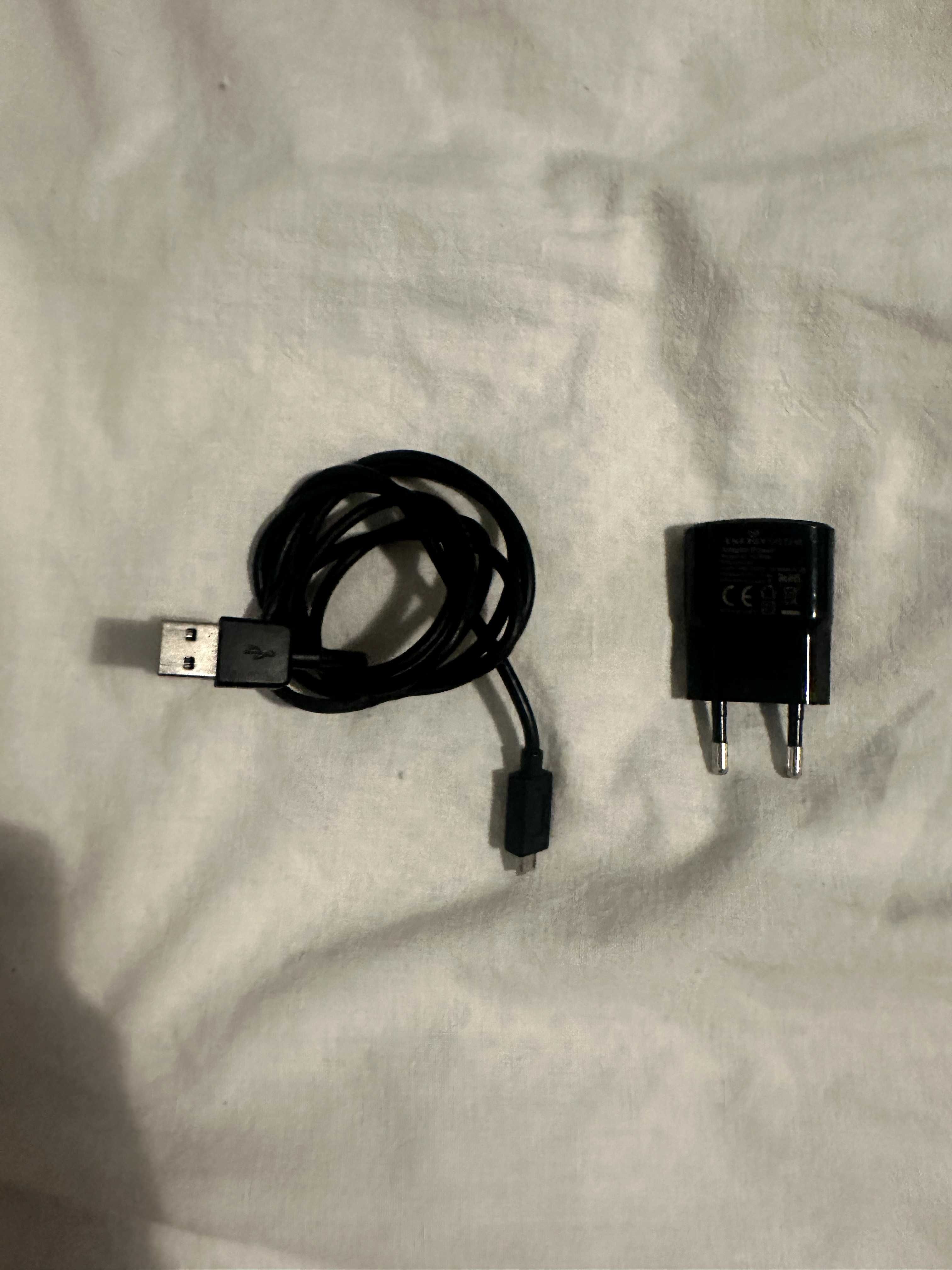 Energy Sistem Max 4G Preto - Usado