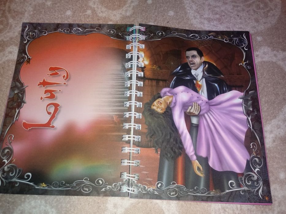 Halloween. Mrożący krew w żyłach terminarz szkolny.