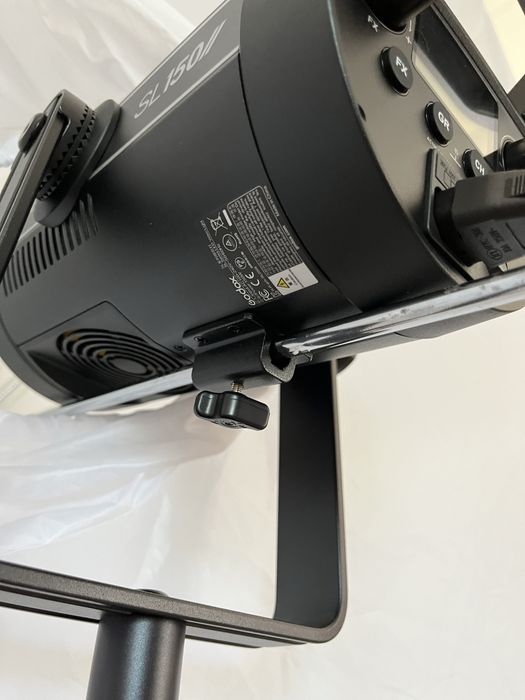 Постійне світло Godox SL150II