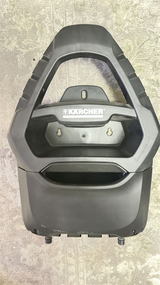 Karcher uchwyt na waz ogrodow ze schowkiem PREMIUM