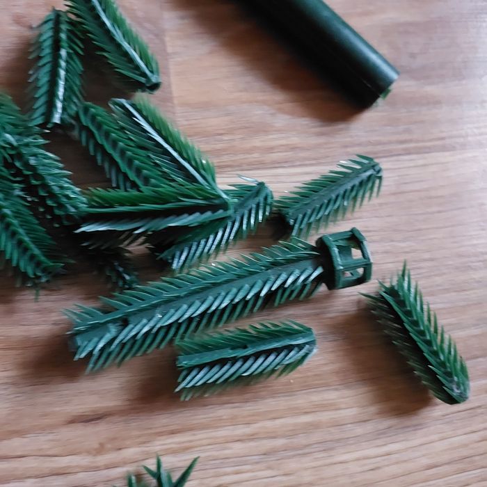 Радянська штучна ялинка – набір для реставрації