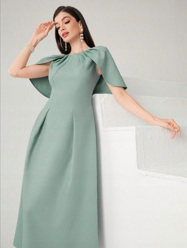 Elegancka sukienka z bolerkiem SM