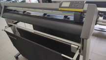 ploter tnący graphtec CE6000 szerokość cięcie 122 cm