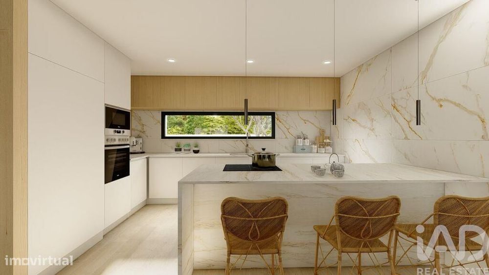 Casa / Villa T3 em Chafé de 200,00 m2