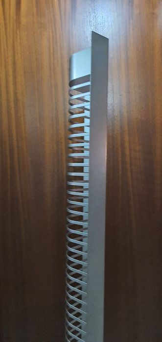 Porta cds dvds blueray etc como novo muito util.
Suporta 50 capas