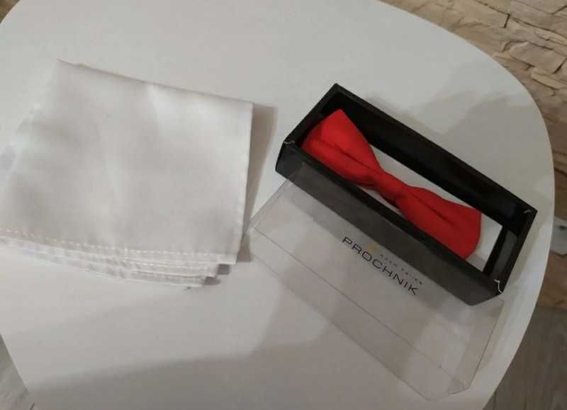 czerwona mucha i poszetka