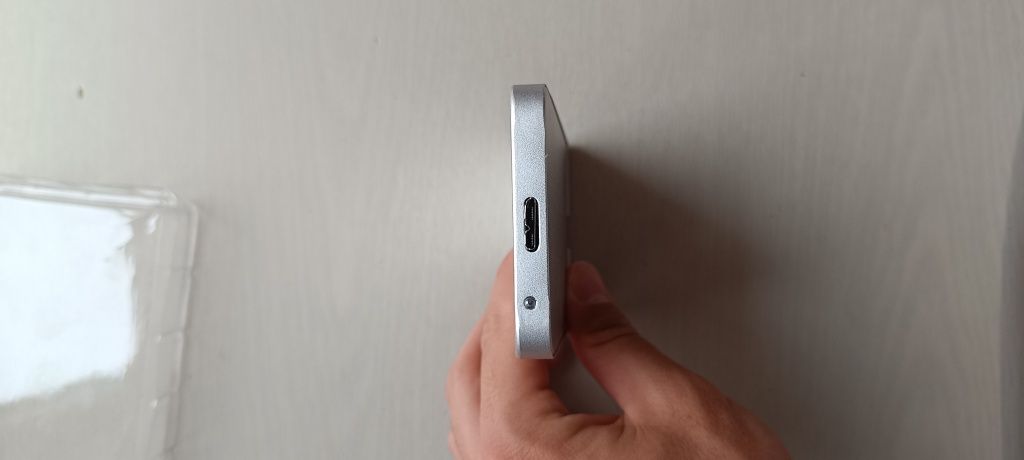 Жорсткий диск slim