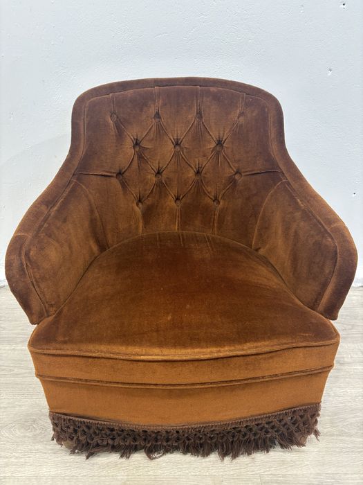 Mały stylowy fotelik materiałowy