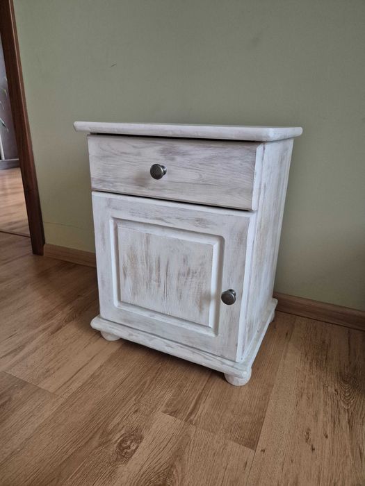 Szafka nocna / nakastlik – drewniana sosnowa, biała