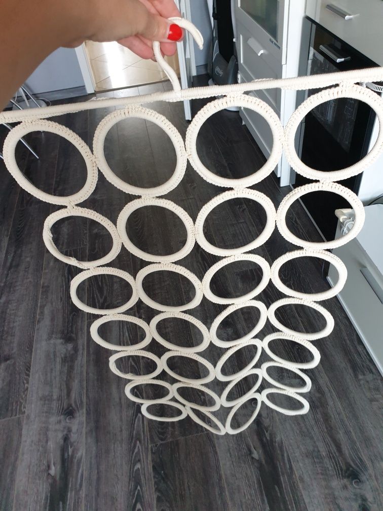 Ikea organizer na apaszki, paski, szaliki