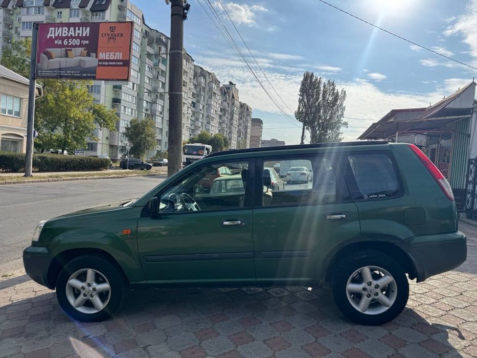 Niccan X-Trail 2.2D 6-ступка!!!