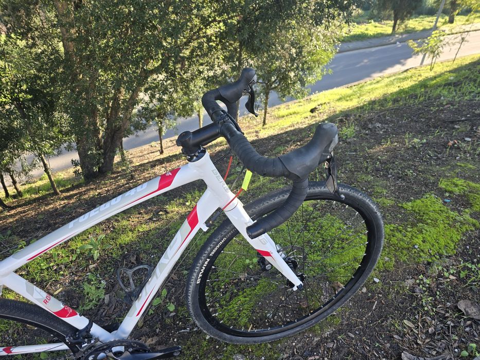 Bicicleta de gravel m 10x2v