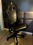 Gaming chair with RGB LED lights, app-controlled — excellent condition