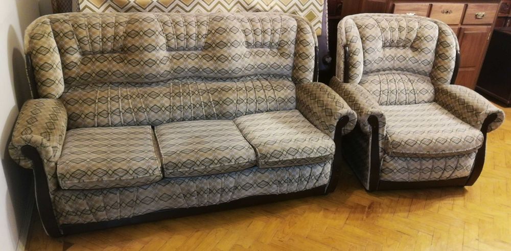 Conjunto de 2 Sofás Individuais + 1 Sofá-cama