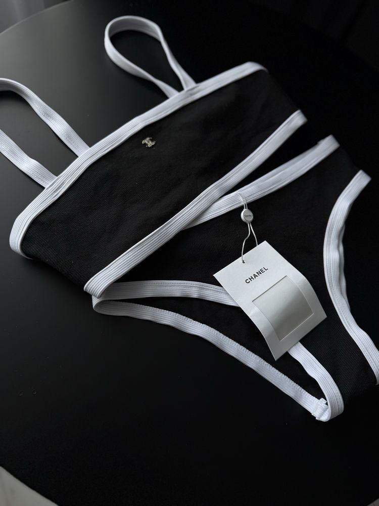 Купальник chanel,розмір М.