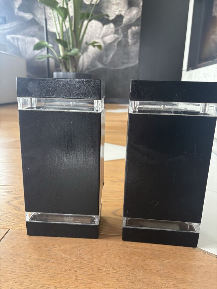 Lampy elewacyjne góra dół