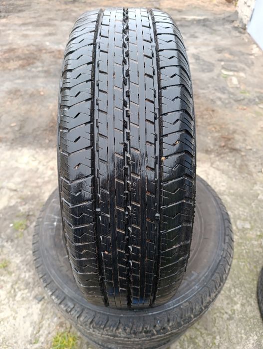 225/75/16с Нокіан