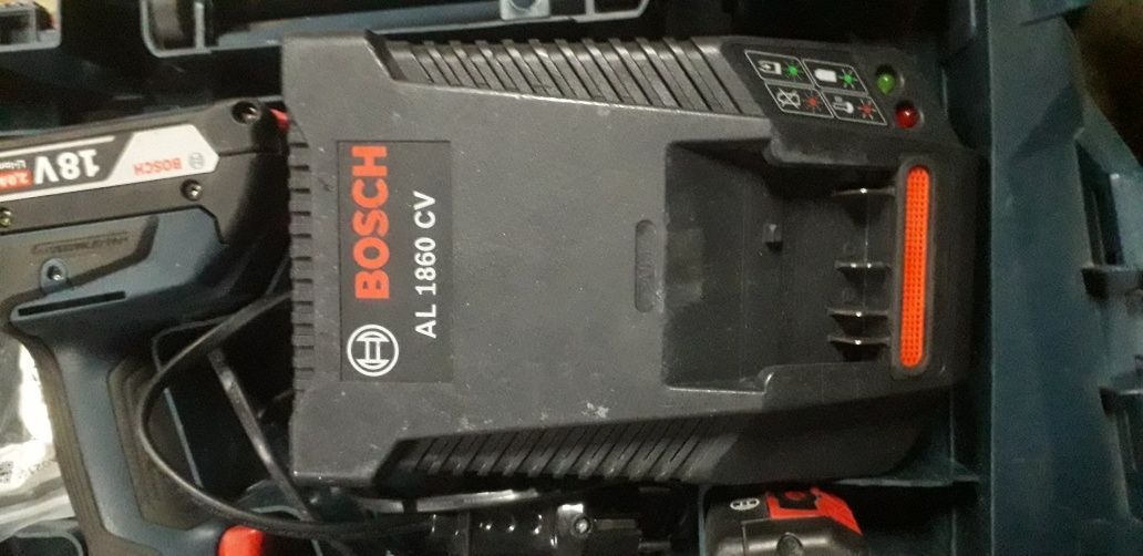Шуруповерт бош 18v50