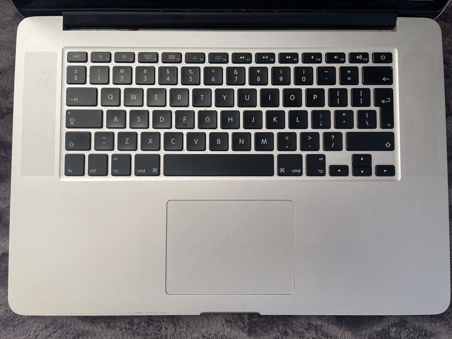 MacBook Pro retina 15' i7 8GB Intel Iris Pro 2013