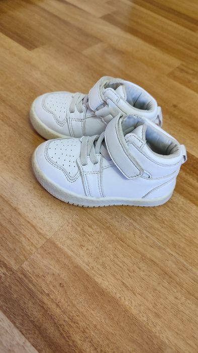 Кросівки хайтопи унісекс білі Apawwa