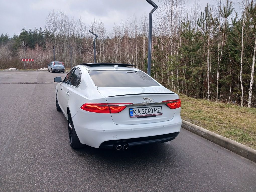 Продам JAGUAR XF260