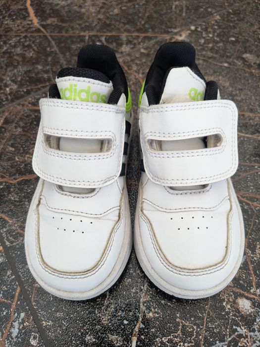Buty chłopięce adidas hoops rozmiar 24
