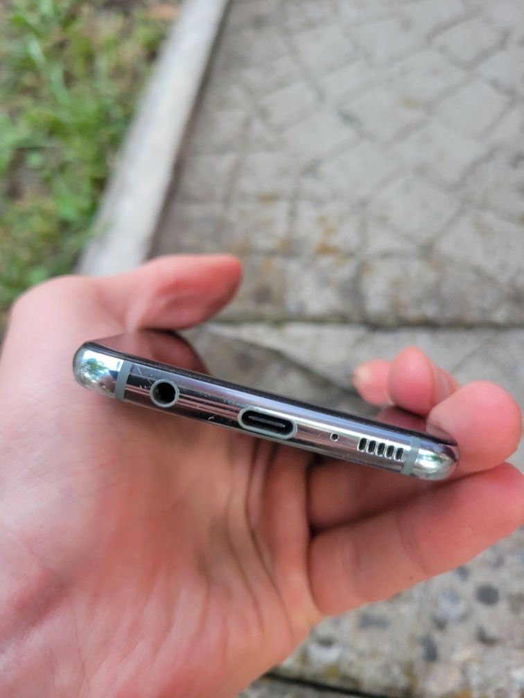 Samsung s10e 6/128 СТАН!!!